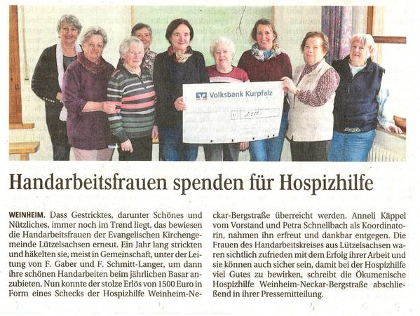 Handarbeitsfrauen spenden für Hospitz